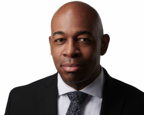 Professional Headshot of Robert Anderson